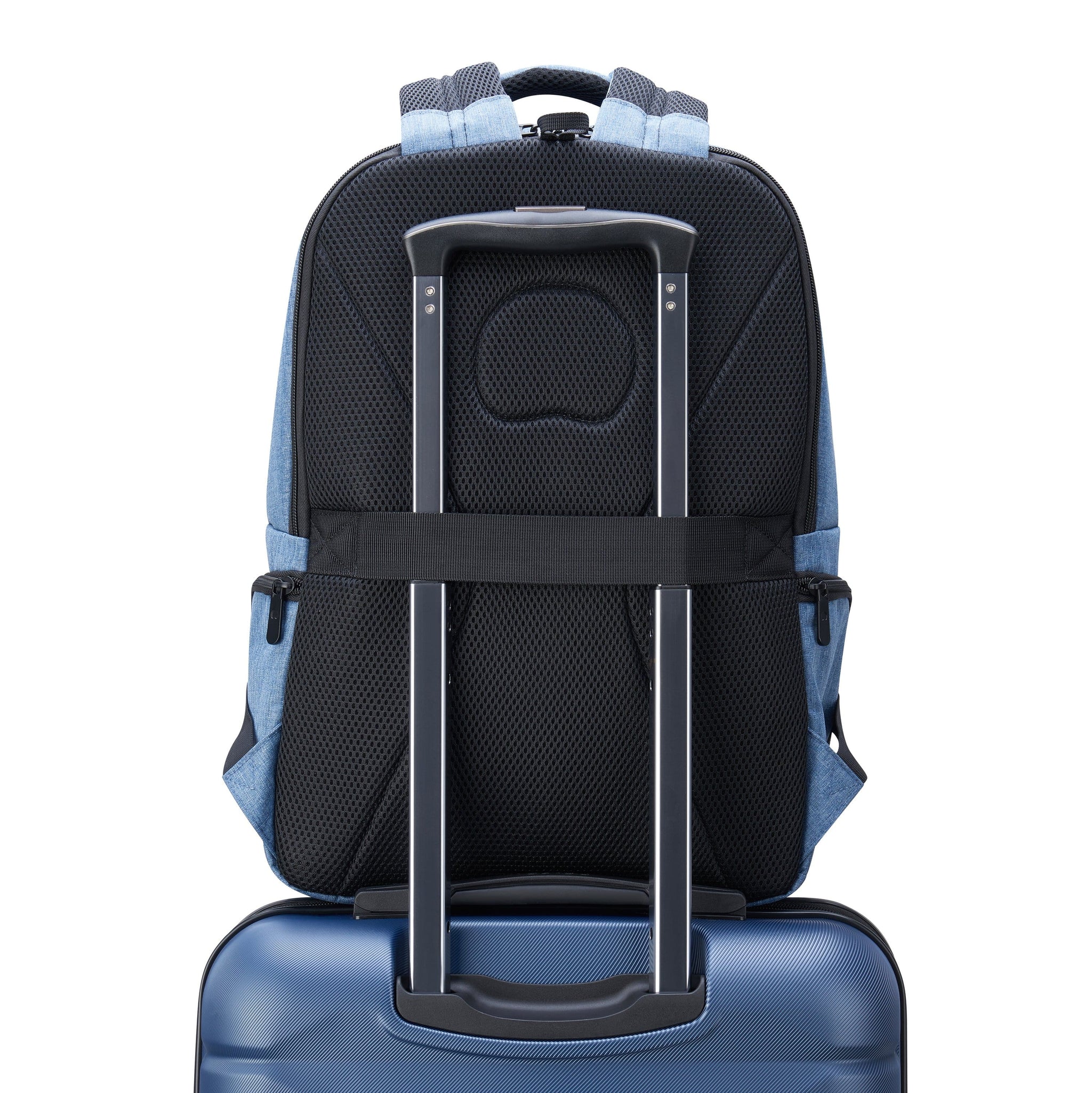 ديلسي باريس إليمنت فوييجر