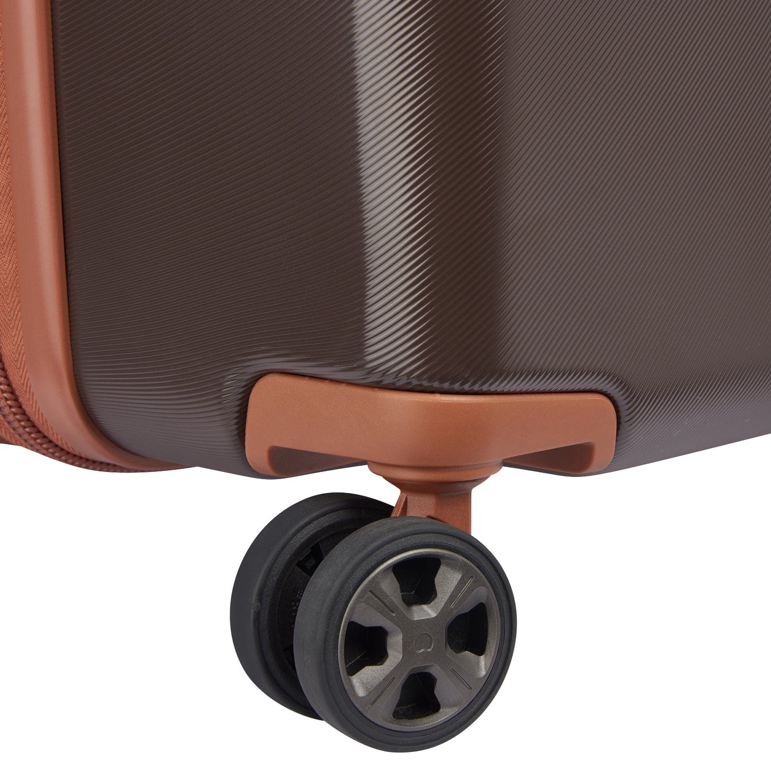 ديلسي باريس بروميناد هارد 2.0