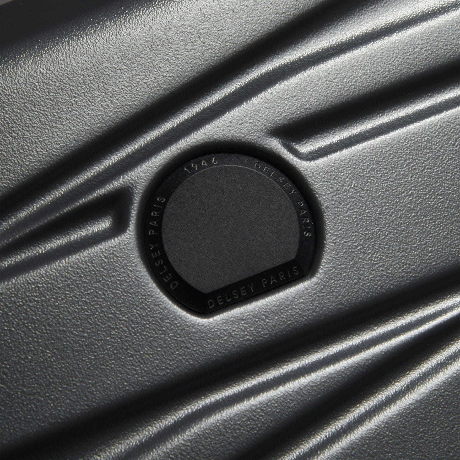 ديلسي باريس تيفاني