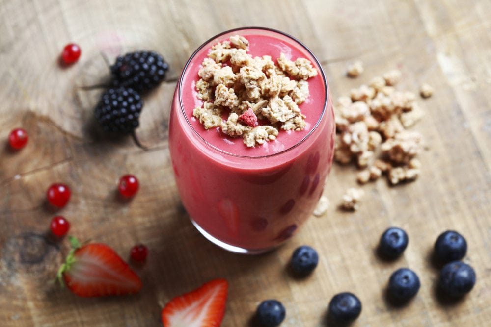 خلاط كينوود مع مرطبانين