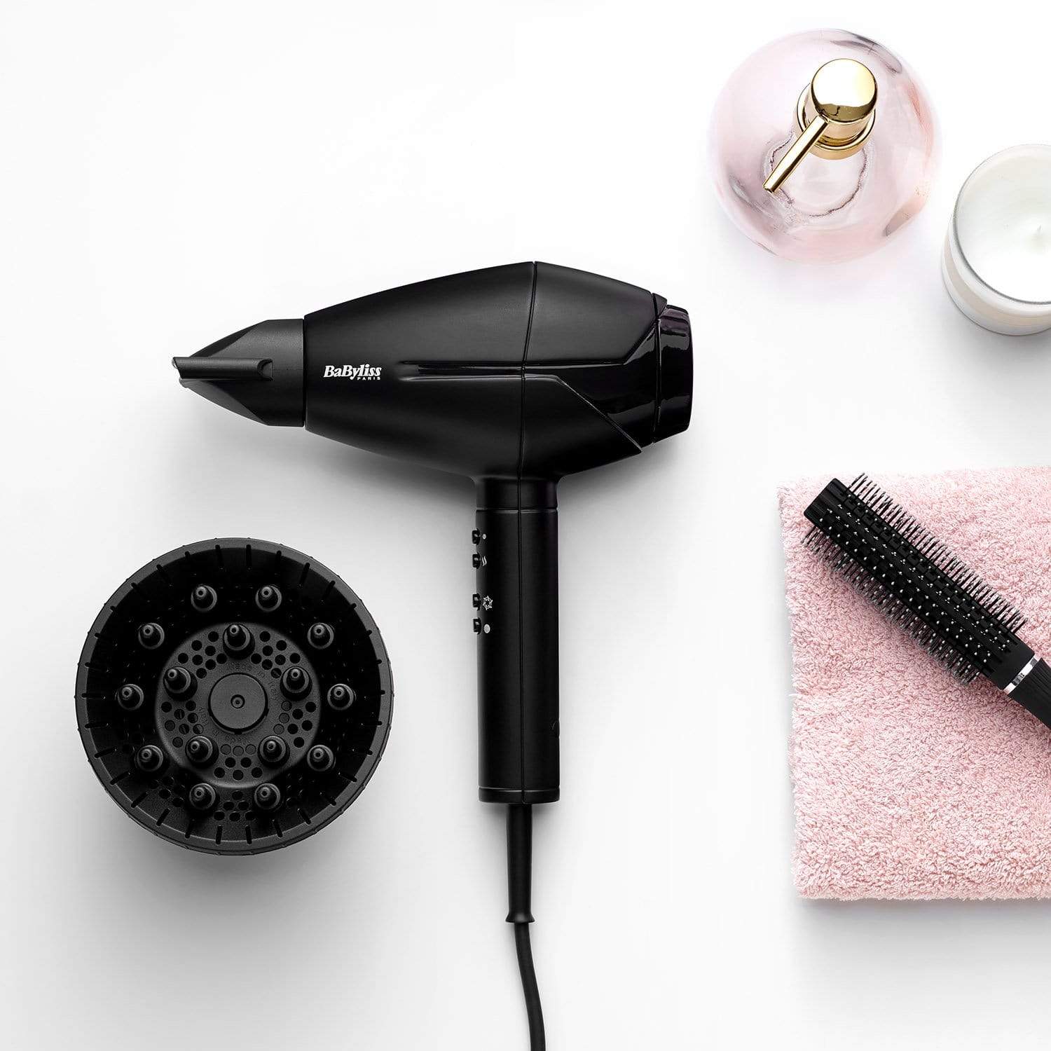 مجفف شعر صغير الحجم من بيبيليس مع موزع هواء