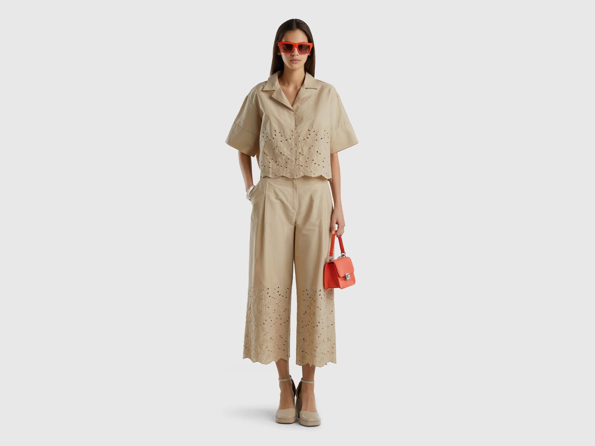 بنطلون واسع مع تطريز بروديري أنجليز