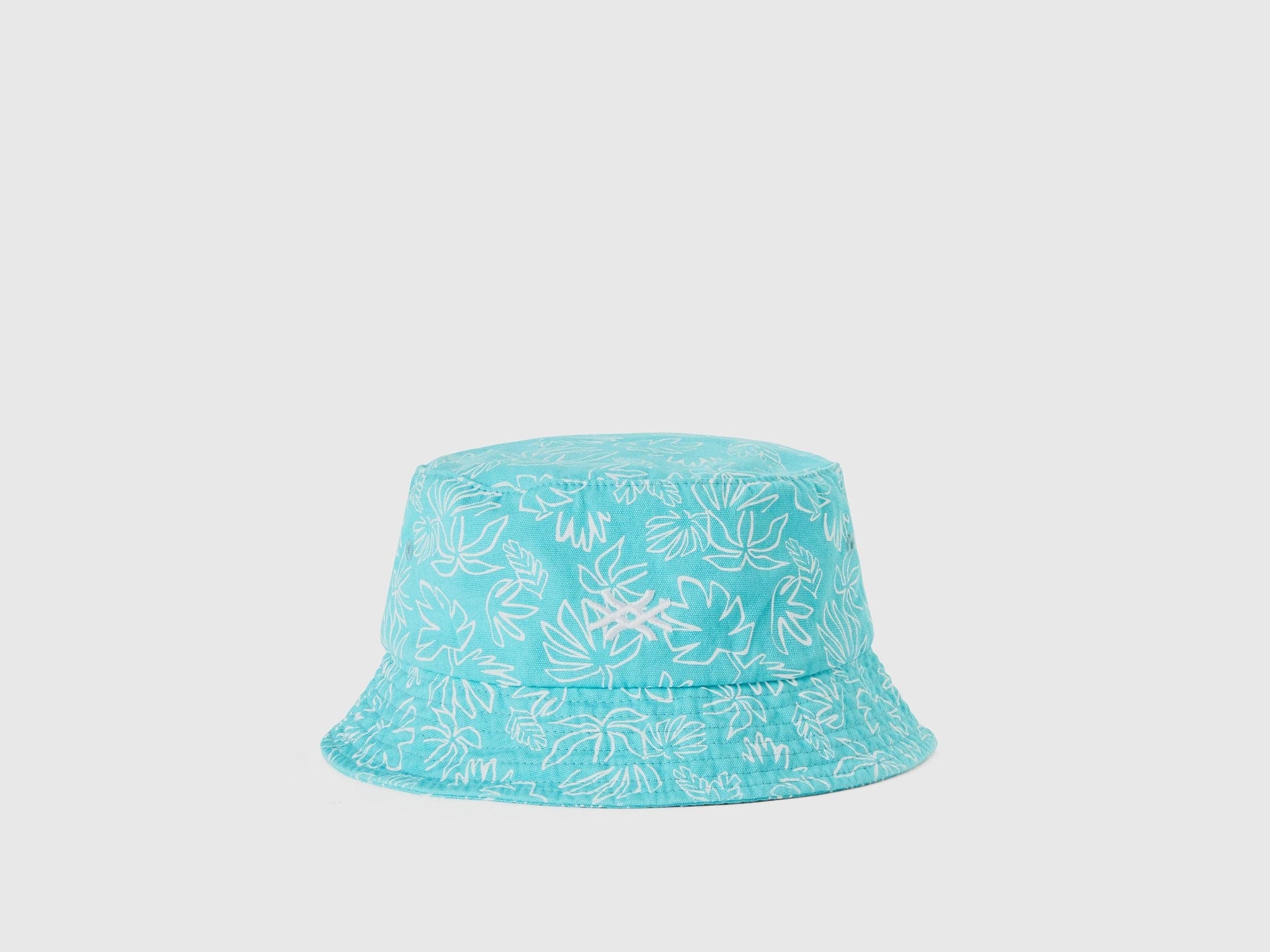 Fisherman's hat with logo