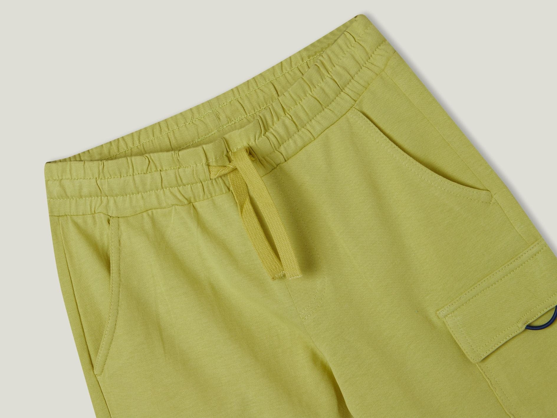 برمودا من قماش الجيرسي مع جيوب