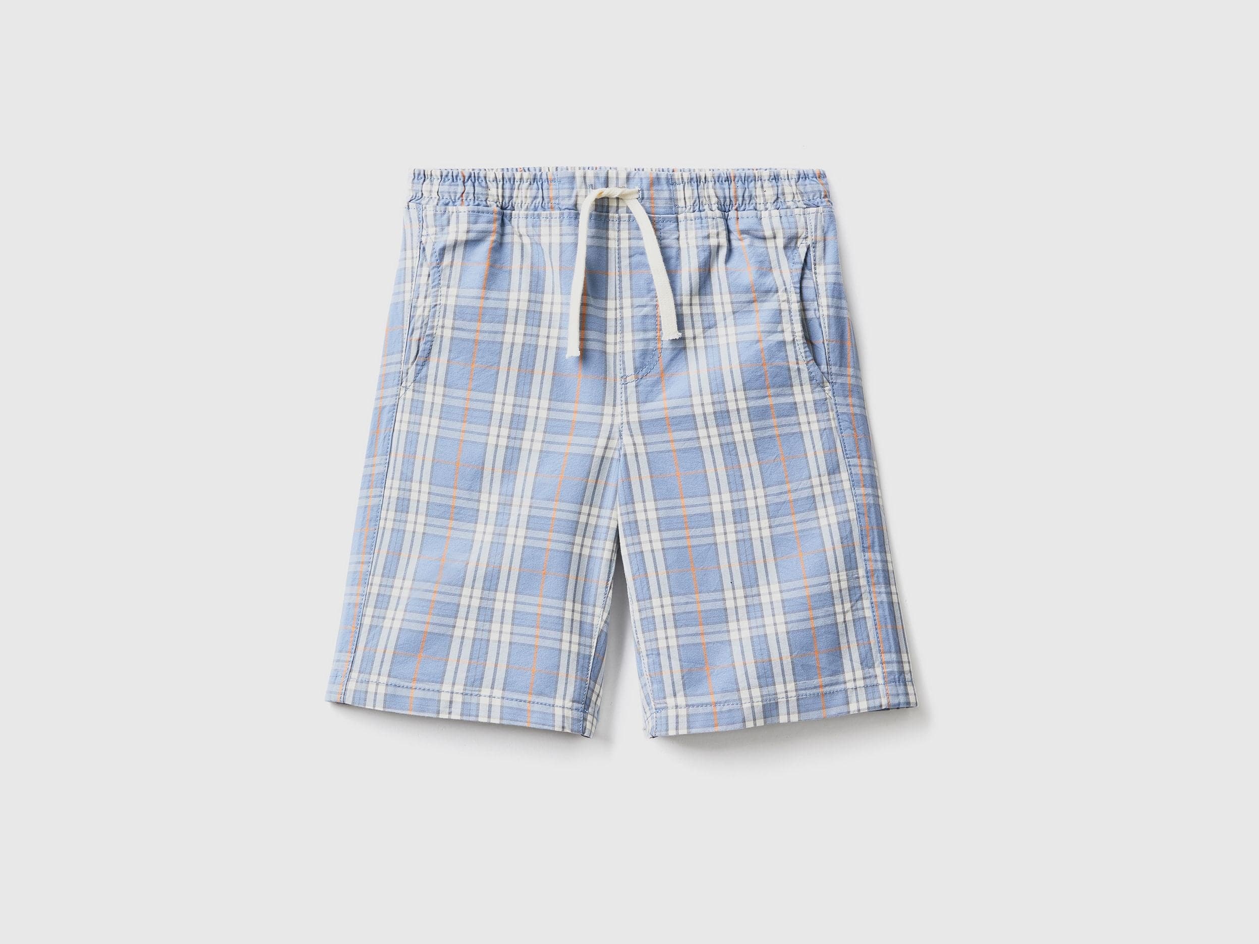 Check shorts in 100% cotton