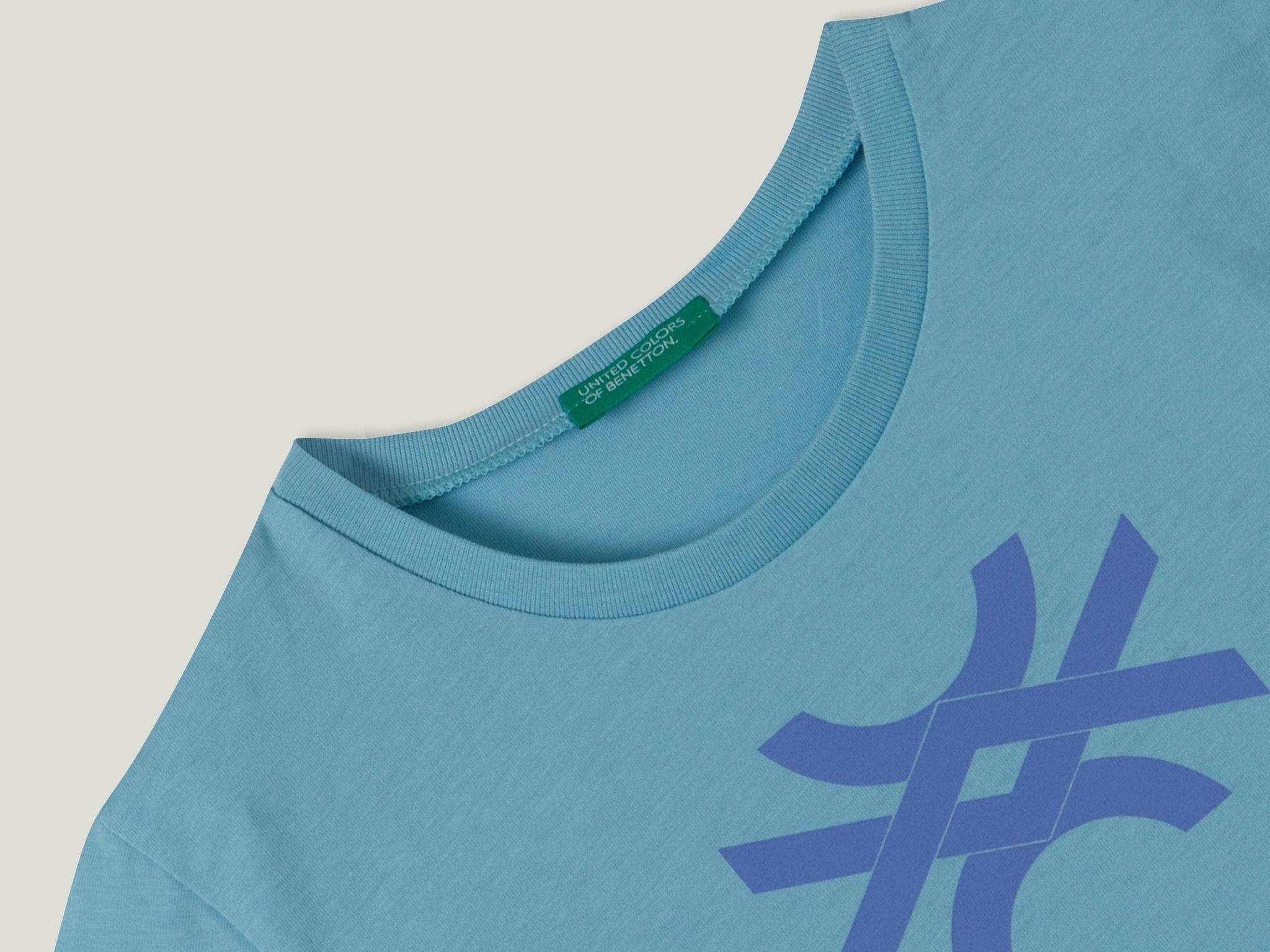 تي شيرت قطني 100% مع شعار