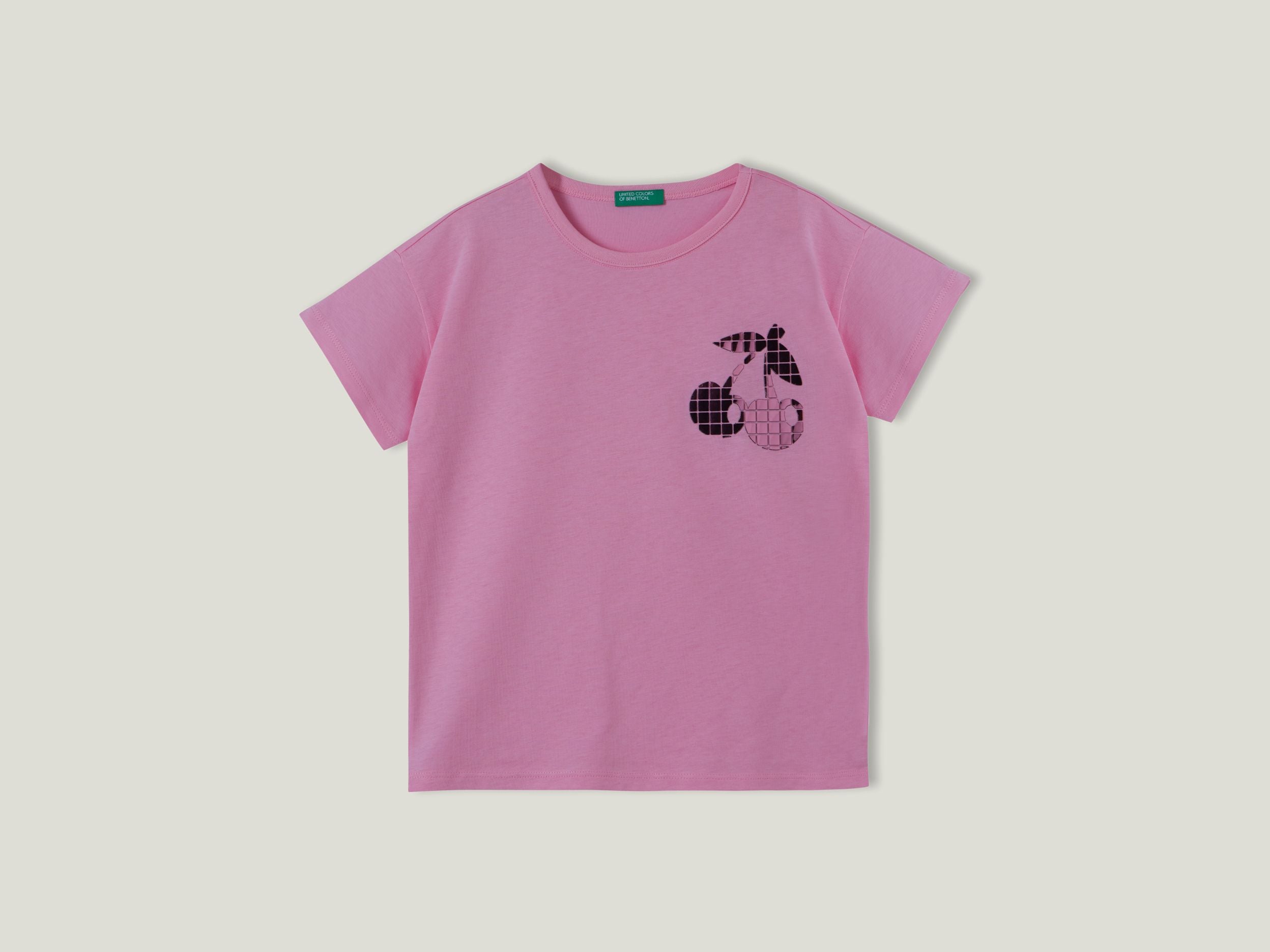 Boxy fit t-shirt with applique