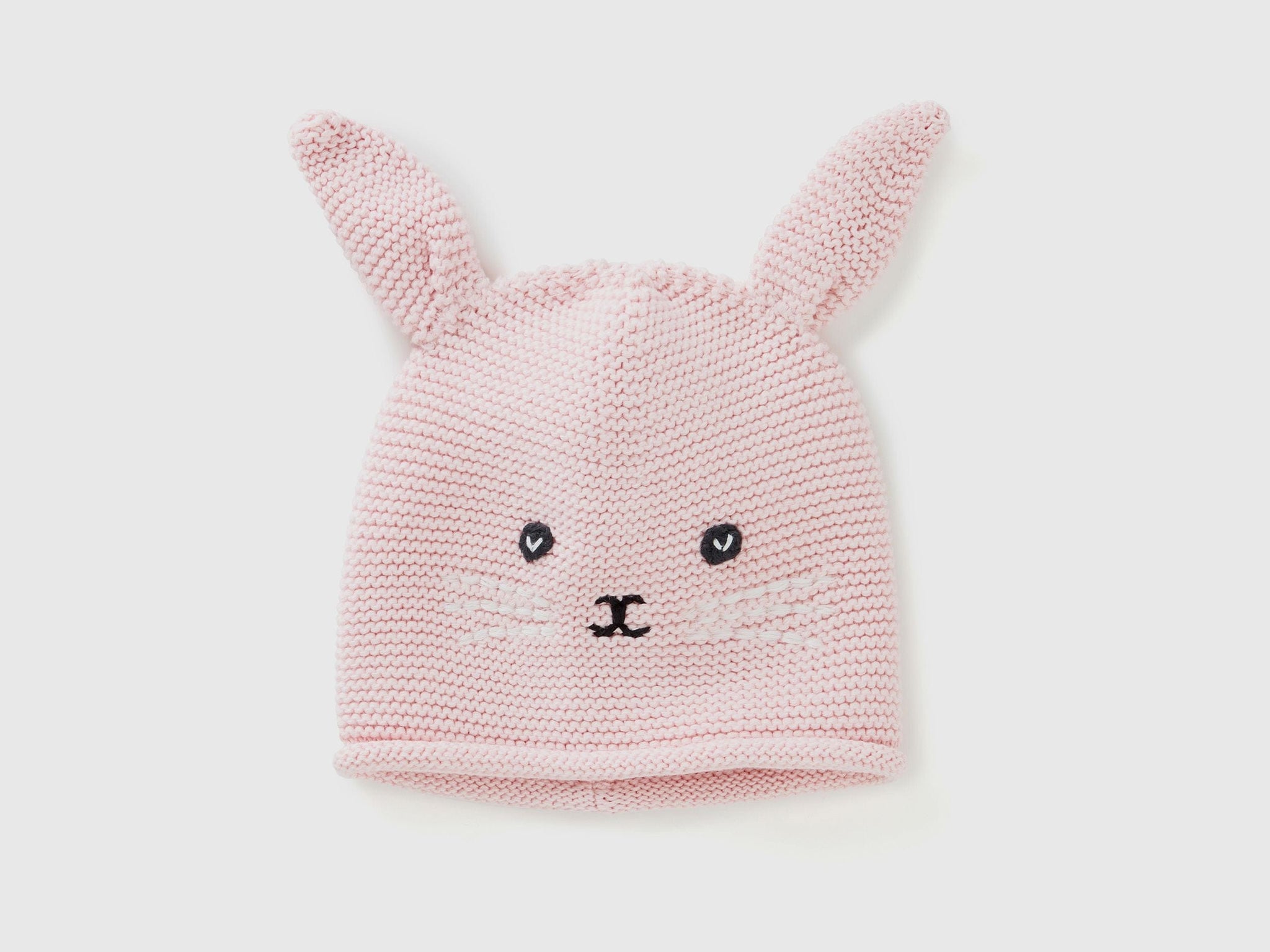 Tricot hat with applique