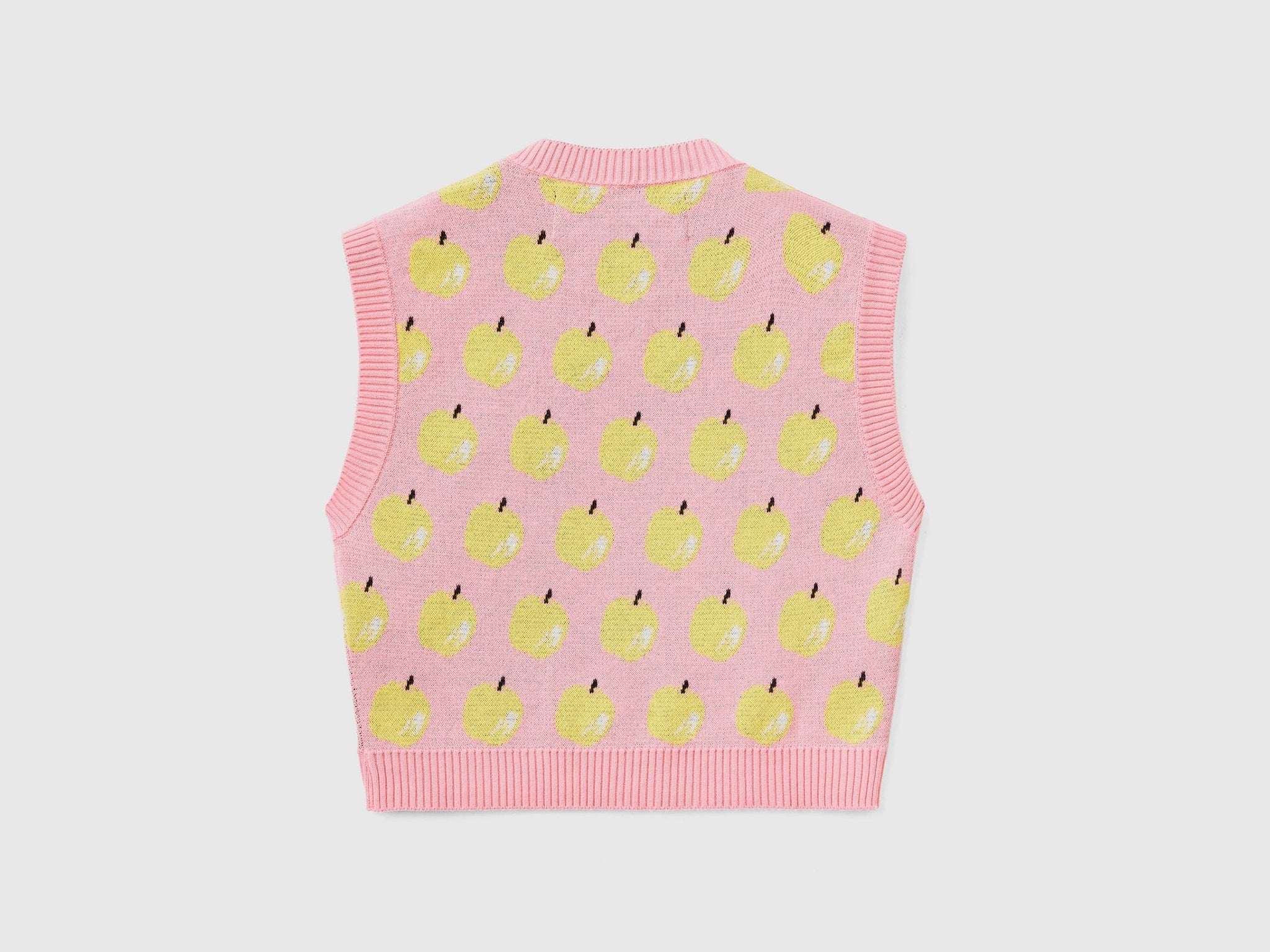 سترة بنقشة فاكهة