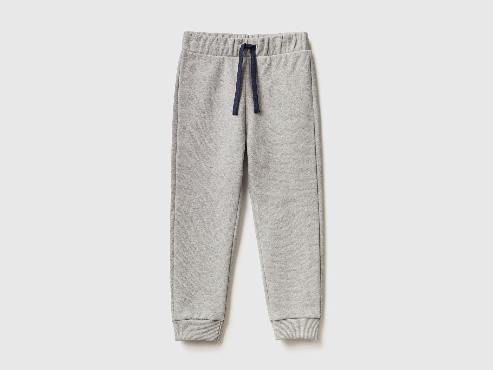 Sweatpants with pocket