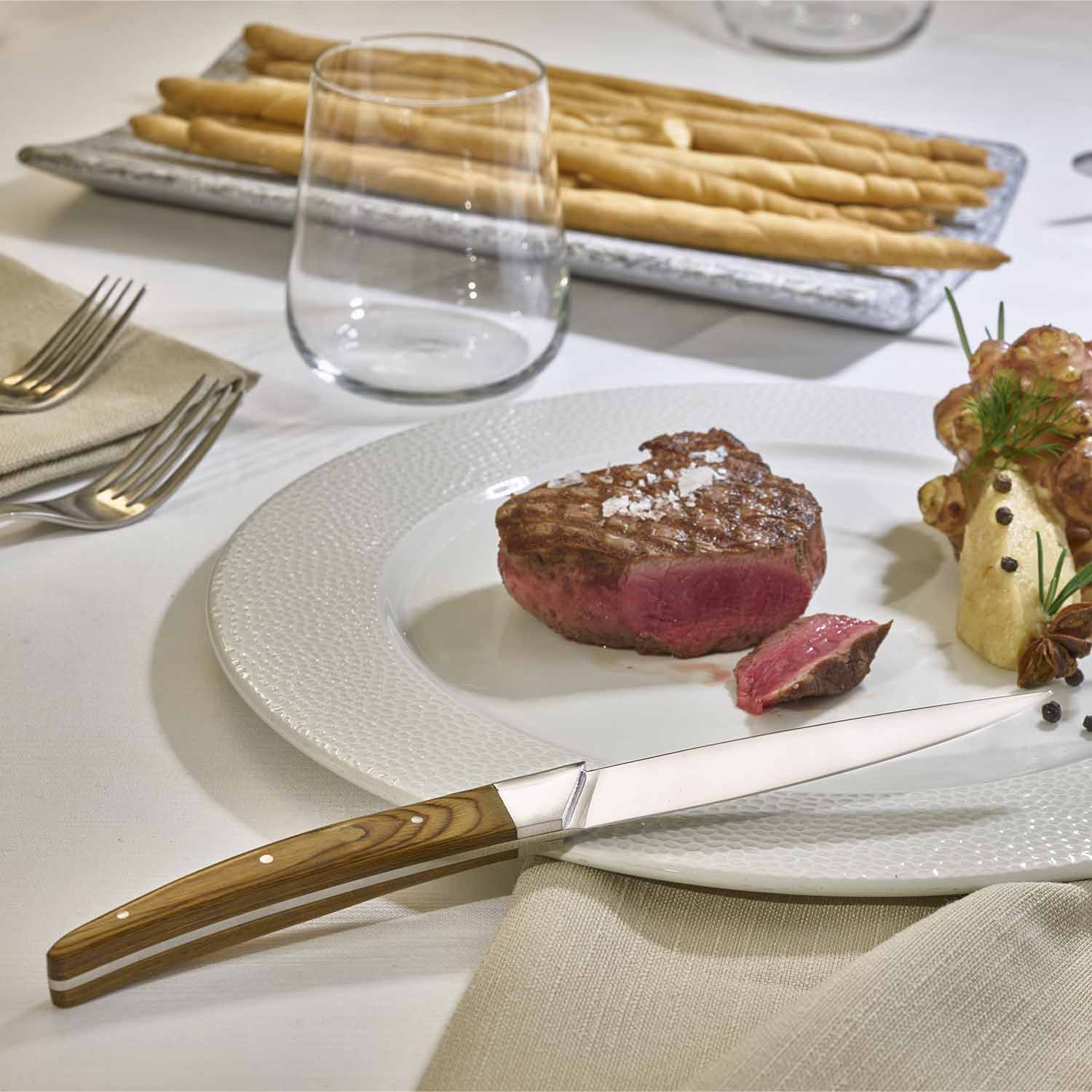 مجموعة سكاكين ليجنوارت بورتهاوس المكونة من 4 قطع بمقبض خفيف من الفولاذ المقاوم للصدأ Sk-7B