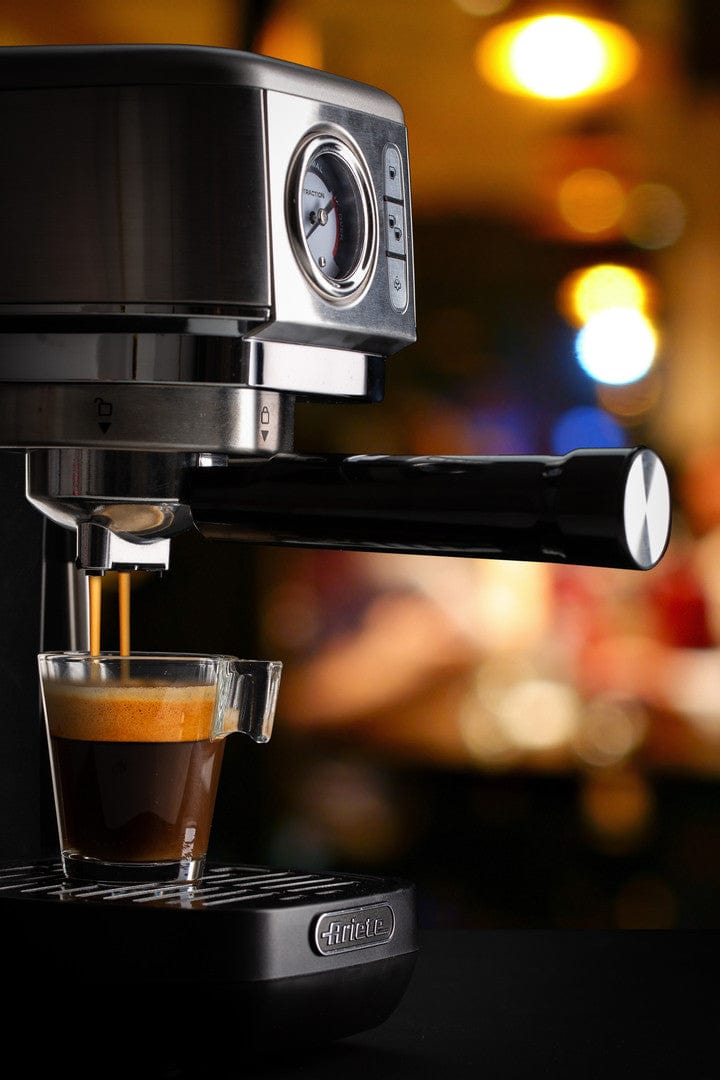 ماكينة صنع الإسبريسو بمضخة أرييتي