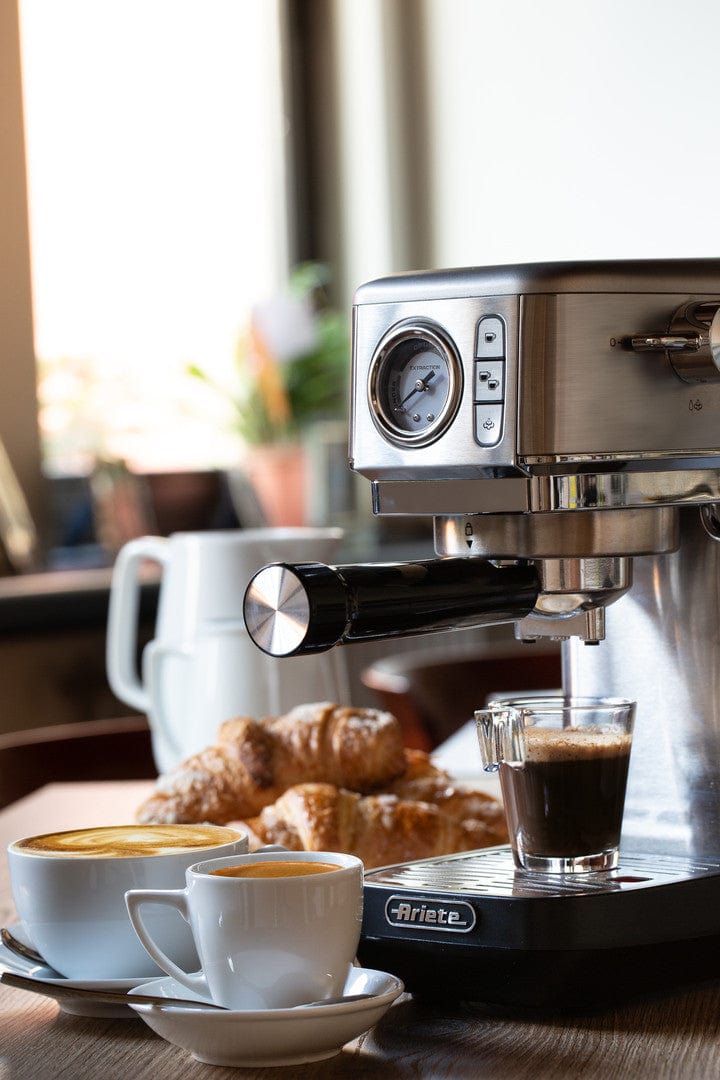 ماكينة صنع الإسبريسو بمضخة أرييتي