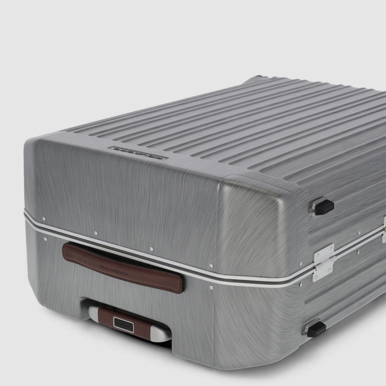 حقيبة سفر بيكوادرو بي كيو إل إم بإطار صلب 75 سم، كبيرة، قابلة للحمل، لون أسود/بني فاتح - Bv4428Pqlm/Ncu