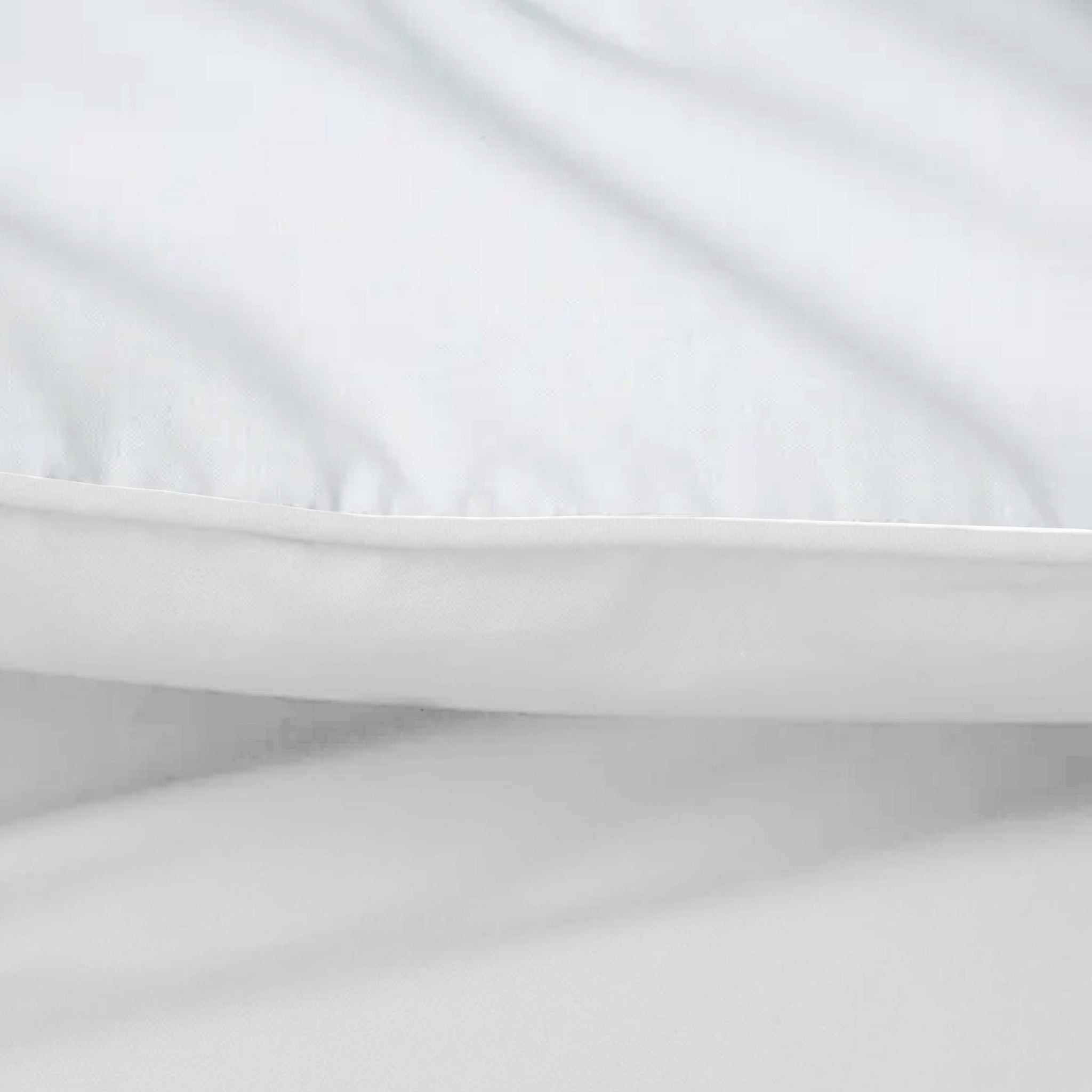 لحاف منزلي قطني أبيض