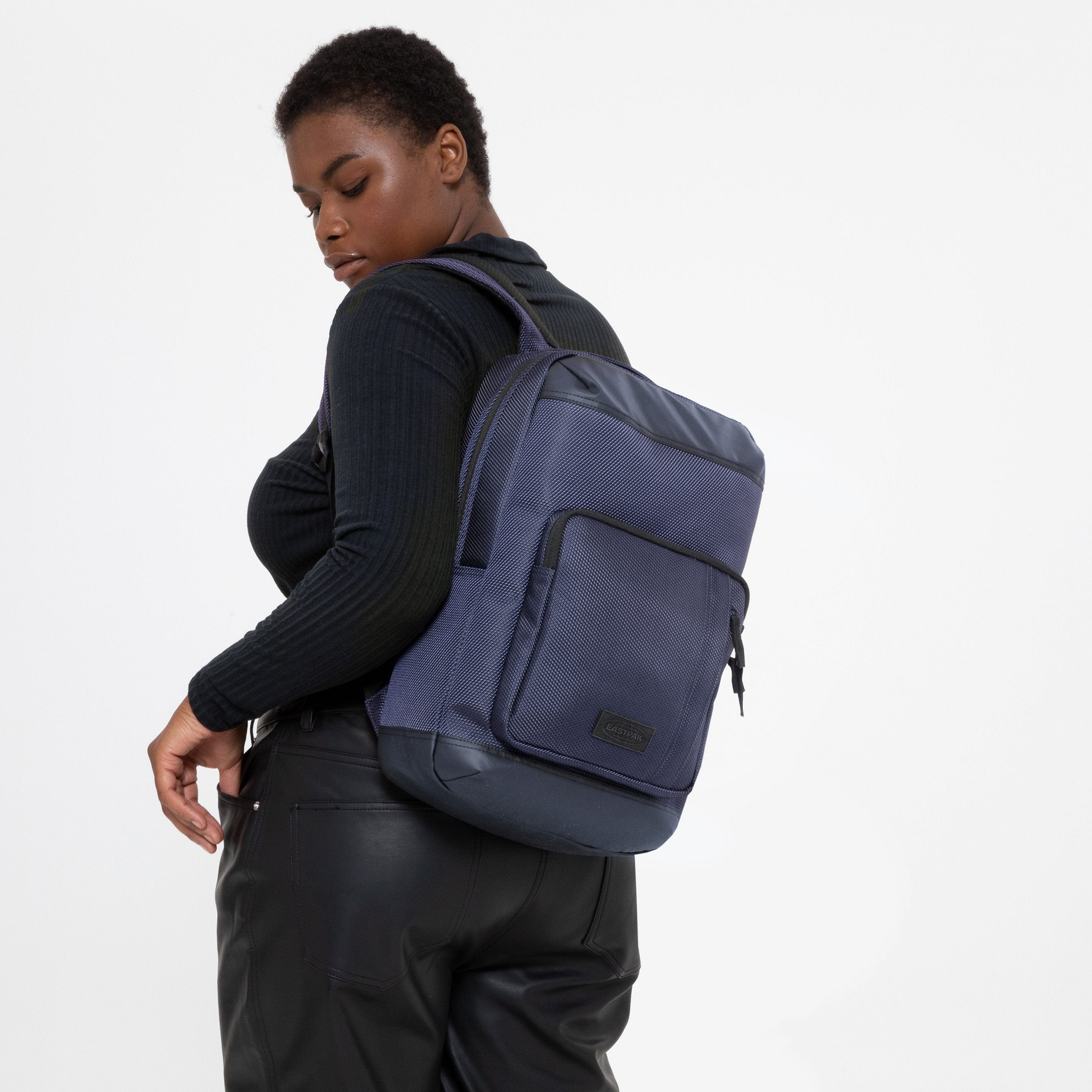 EASTPAK-Tecum M-Medium Backpack with laptop compartment-Cnnct Marine-EK00091DO16