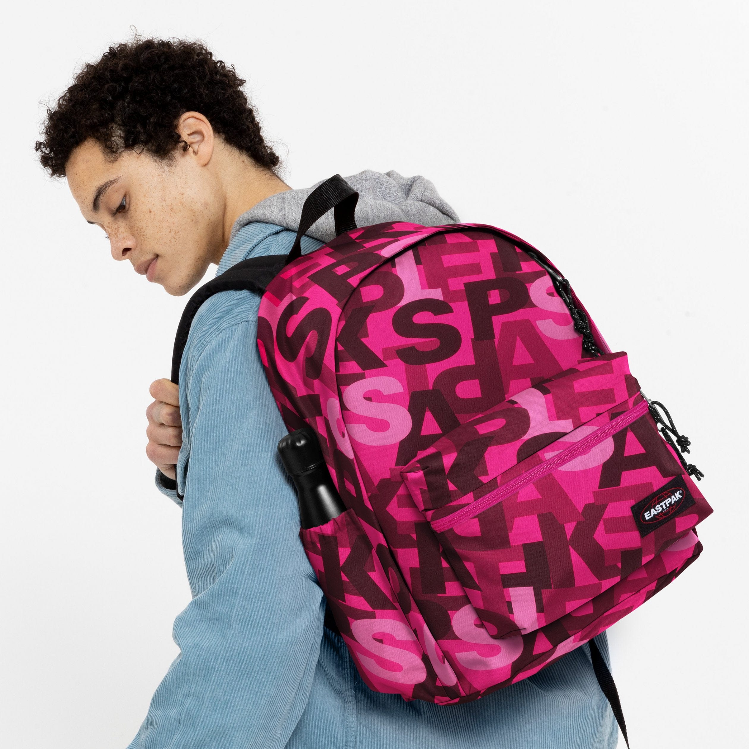 حقيبة ظهر إيست باك أوفيس زيبل آر وردية متوسطة الحجم - EK0A5BBJU331