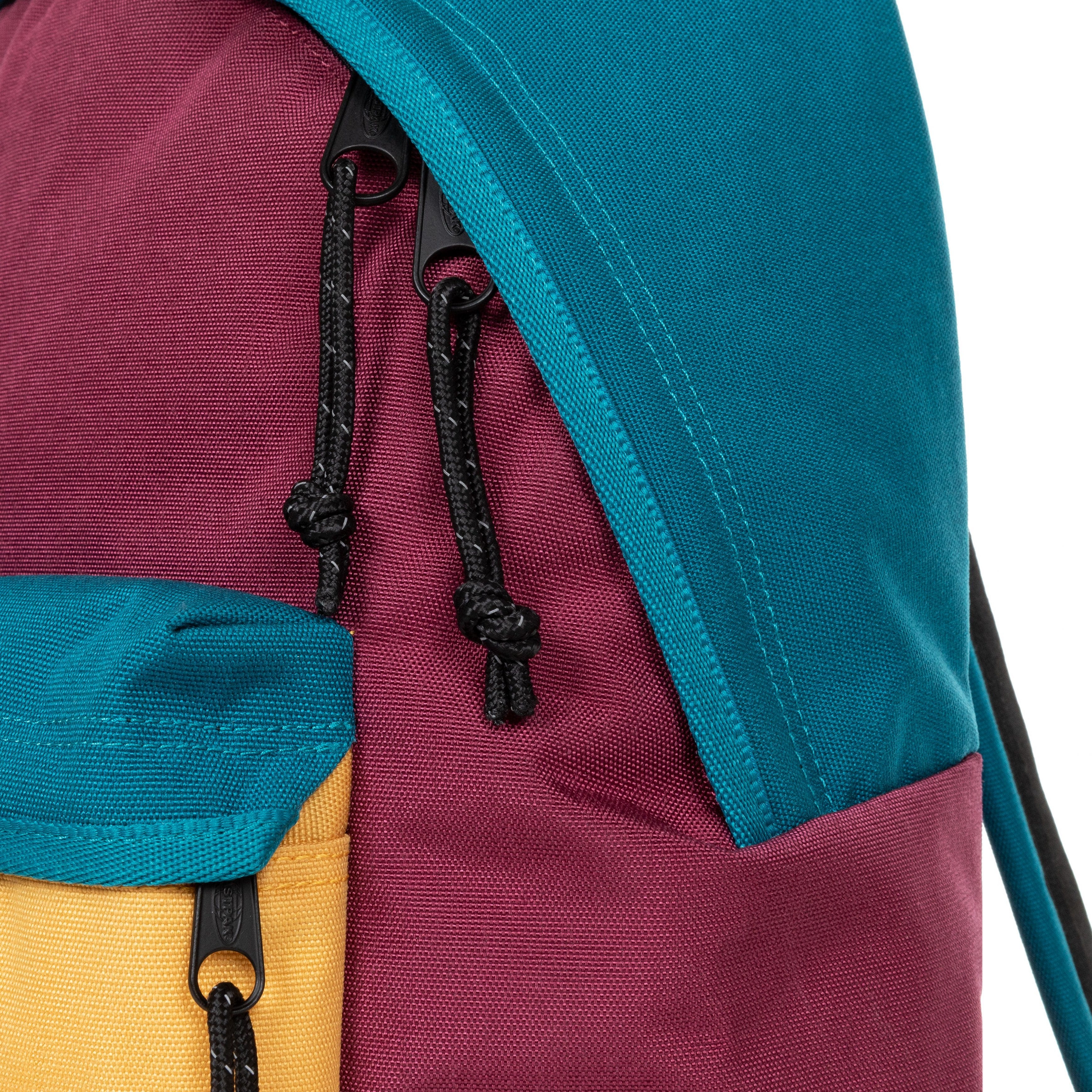 حقيبة ظهر إيستباك مبطنة متوسطة الحجم للكمبيوتر المحمول - EK0A5BG11E8