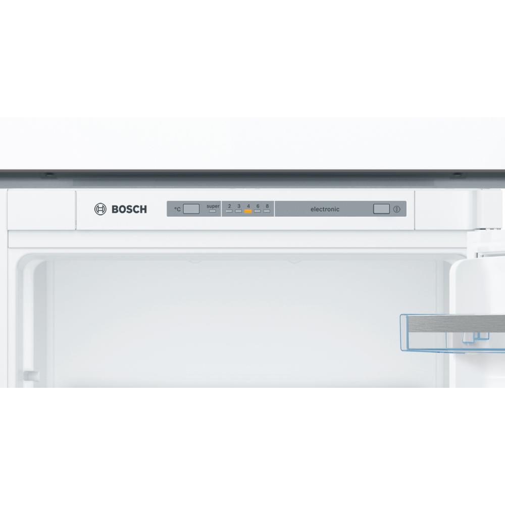 ثلاجة أوش مدمجة بفريزر سفلي سعة 272 لترًا