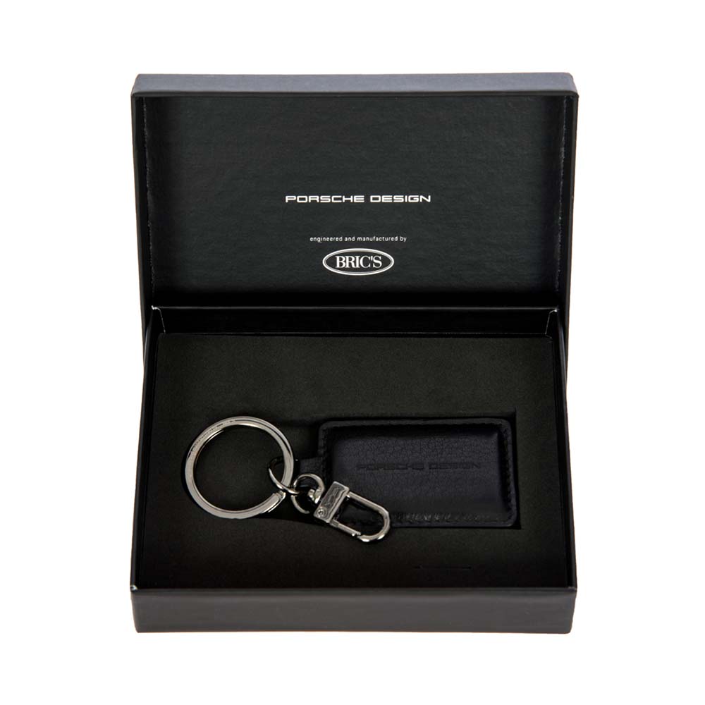 سلسلة مفاتيح مربعة من بورش ديزاين