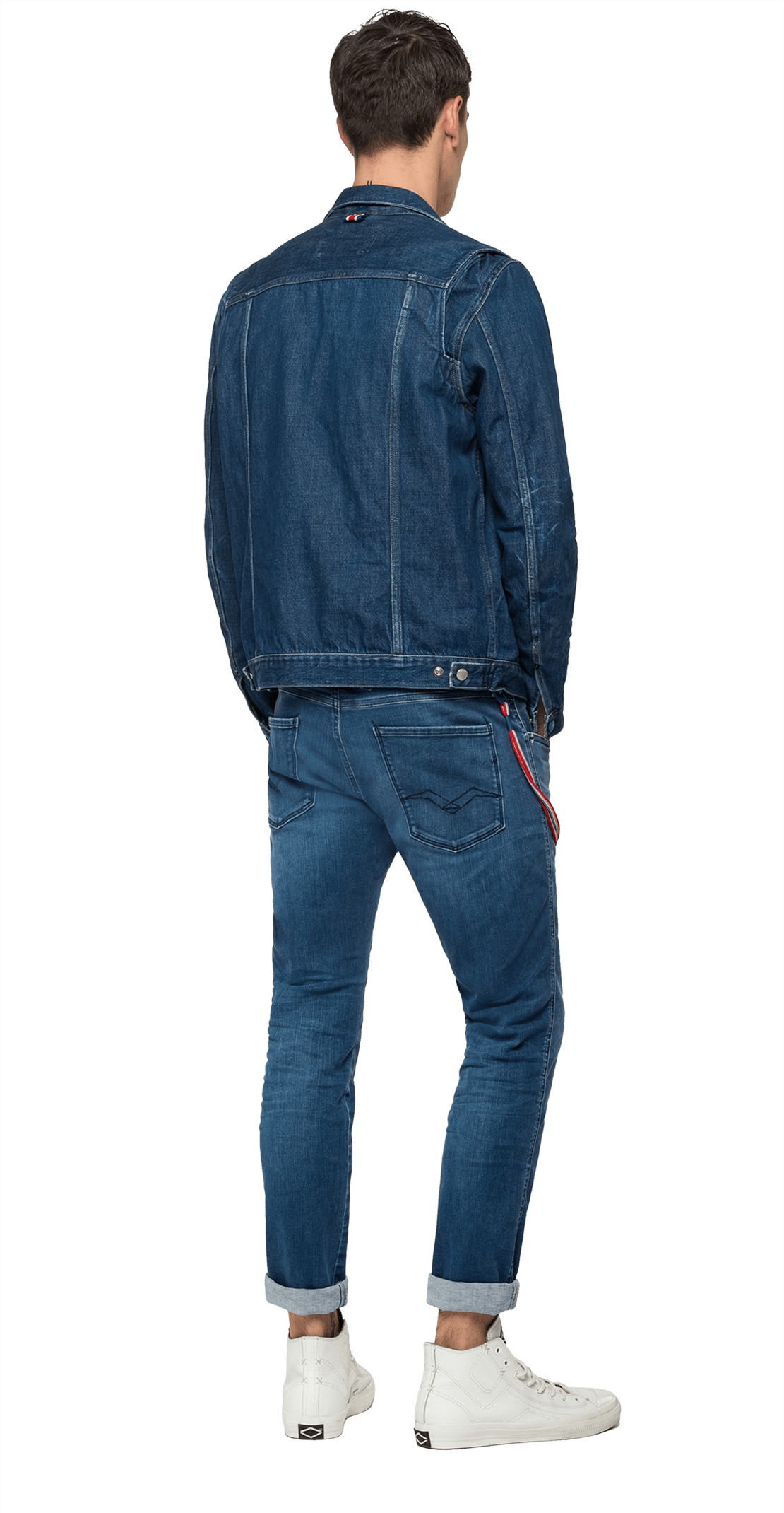 إعادة تشغيل سترة PSG الزرقاء الزاهية