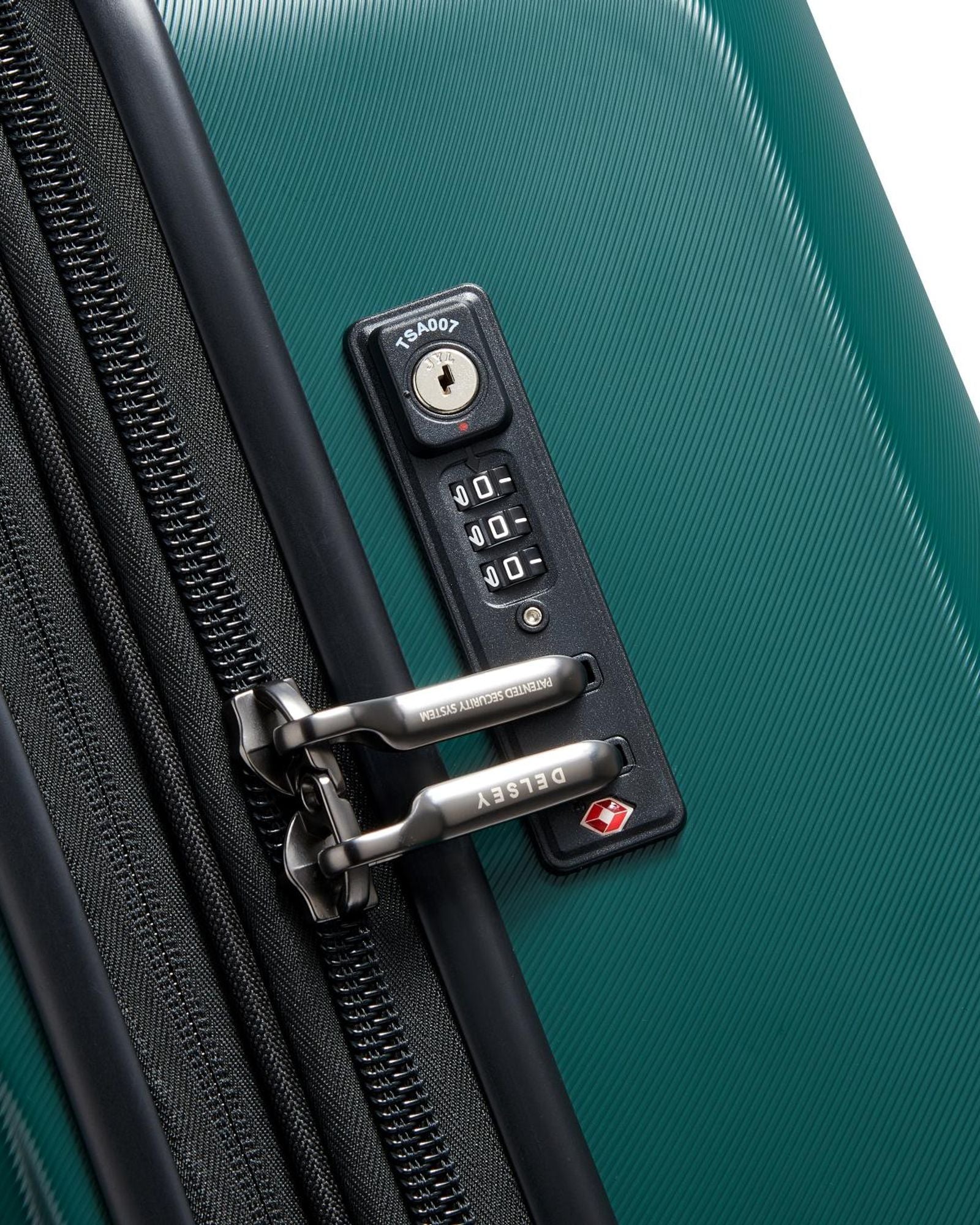 ديلسي باريس بروميناد هارد 2.0