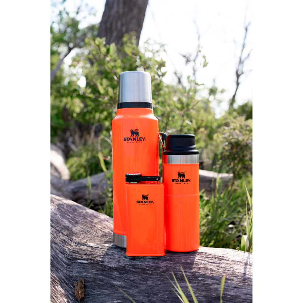 قارورة ستانلي CLA سعة 235 مل/8 أونصة برتقالية مشتعلة