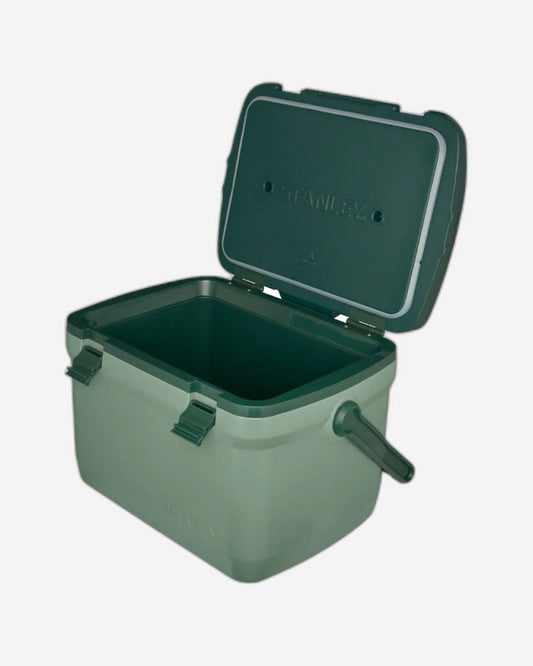 مبرد ستانلي سعة 15 لترًا/16 كوارتًا سهل الحمل في الهواء الطلق