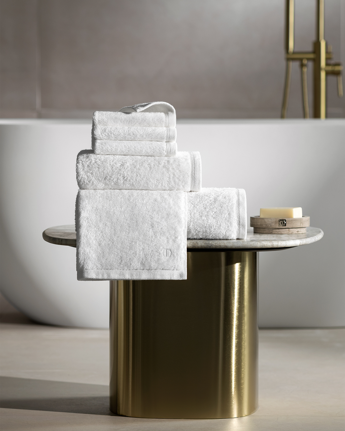 Togas Poitiers Guest Towel in White