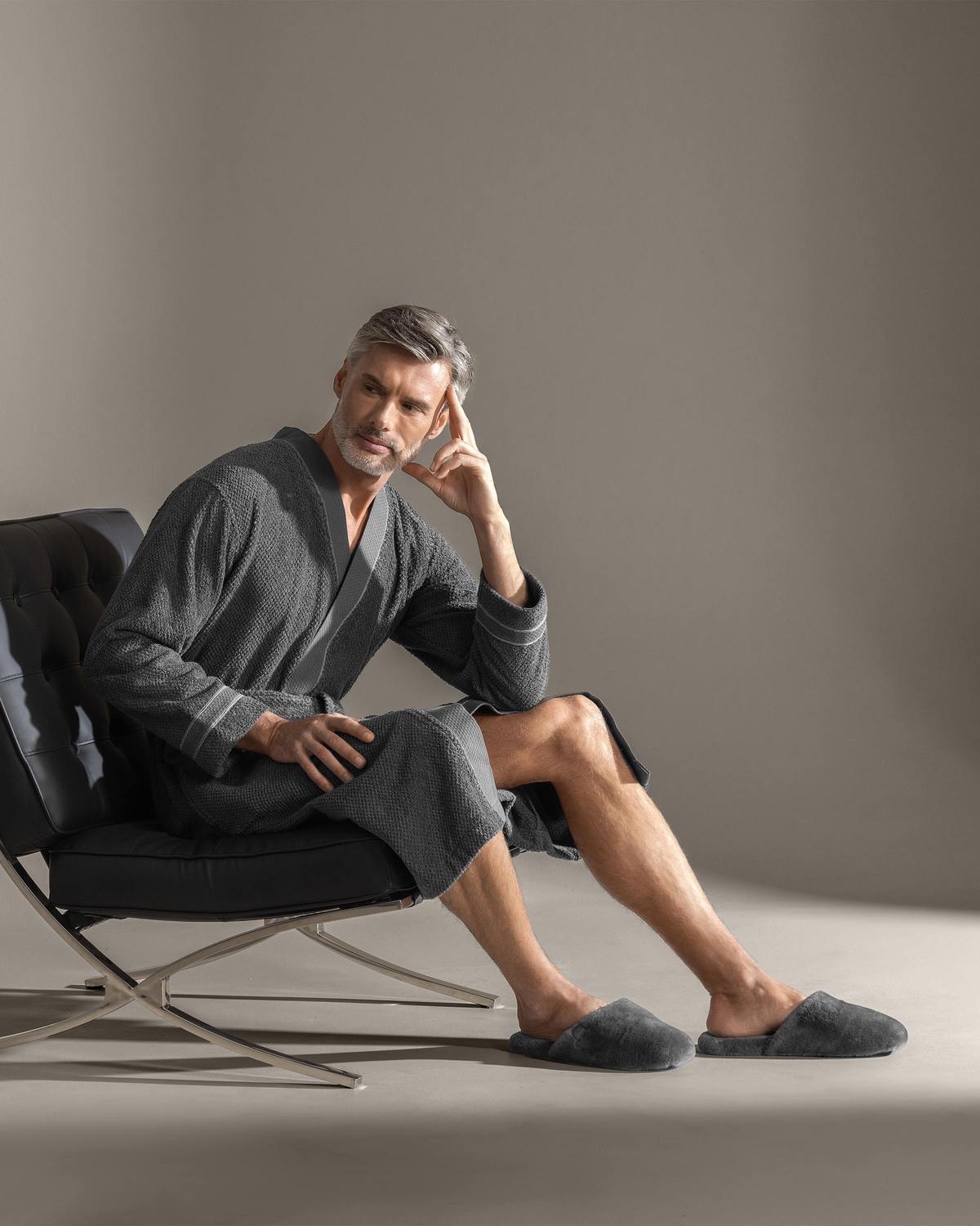 Togas Miel Terry Velour Men's Robe in Grey
