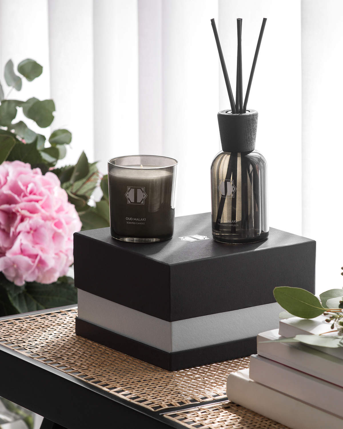 Togas Oud Malaki Set of fragrances for home