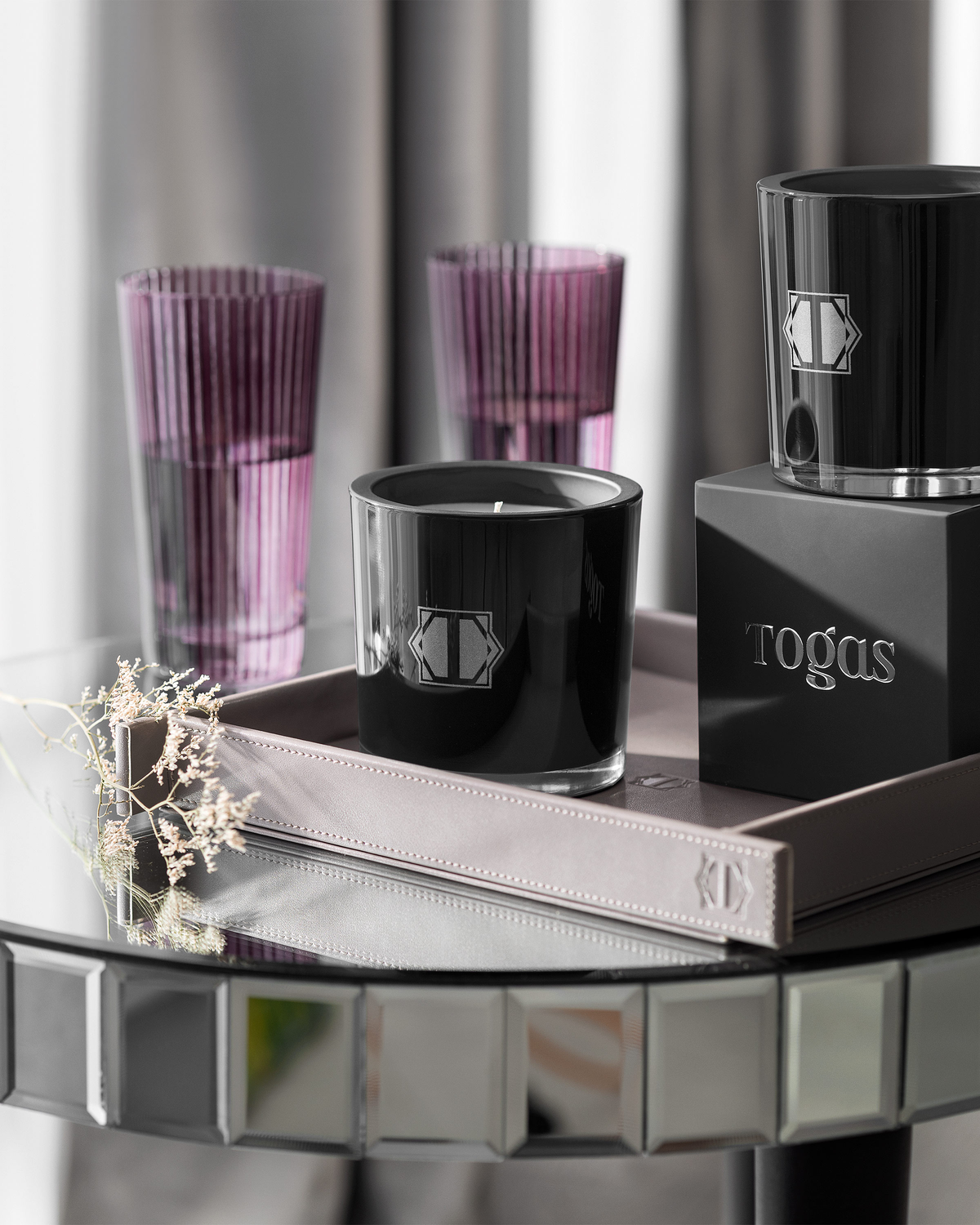Togas Pink Pepper & Lychee Aromatic candle