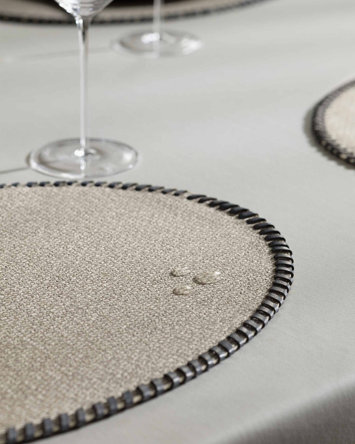 Togas Rante Placemat Rectangular in Grey