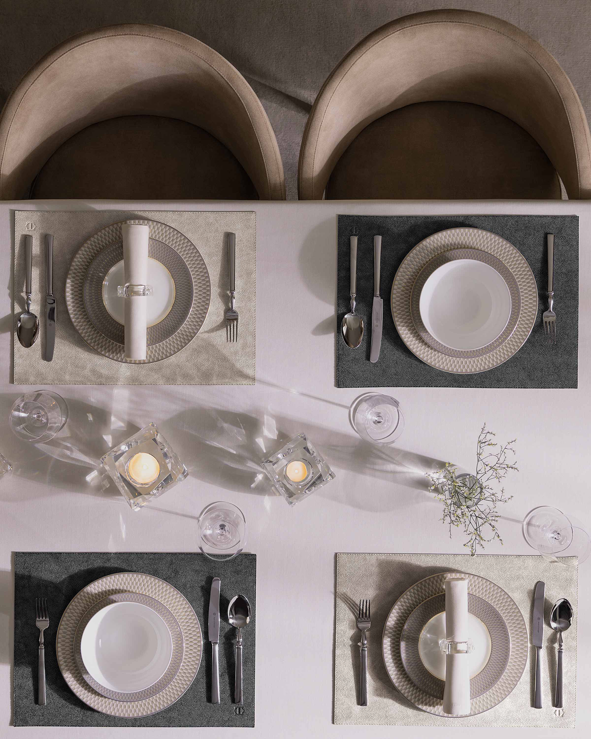 Togas Antal Placemat Rectangular in Ecru Grey