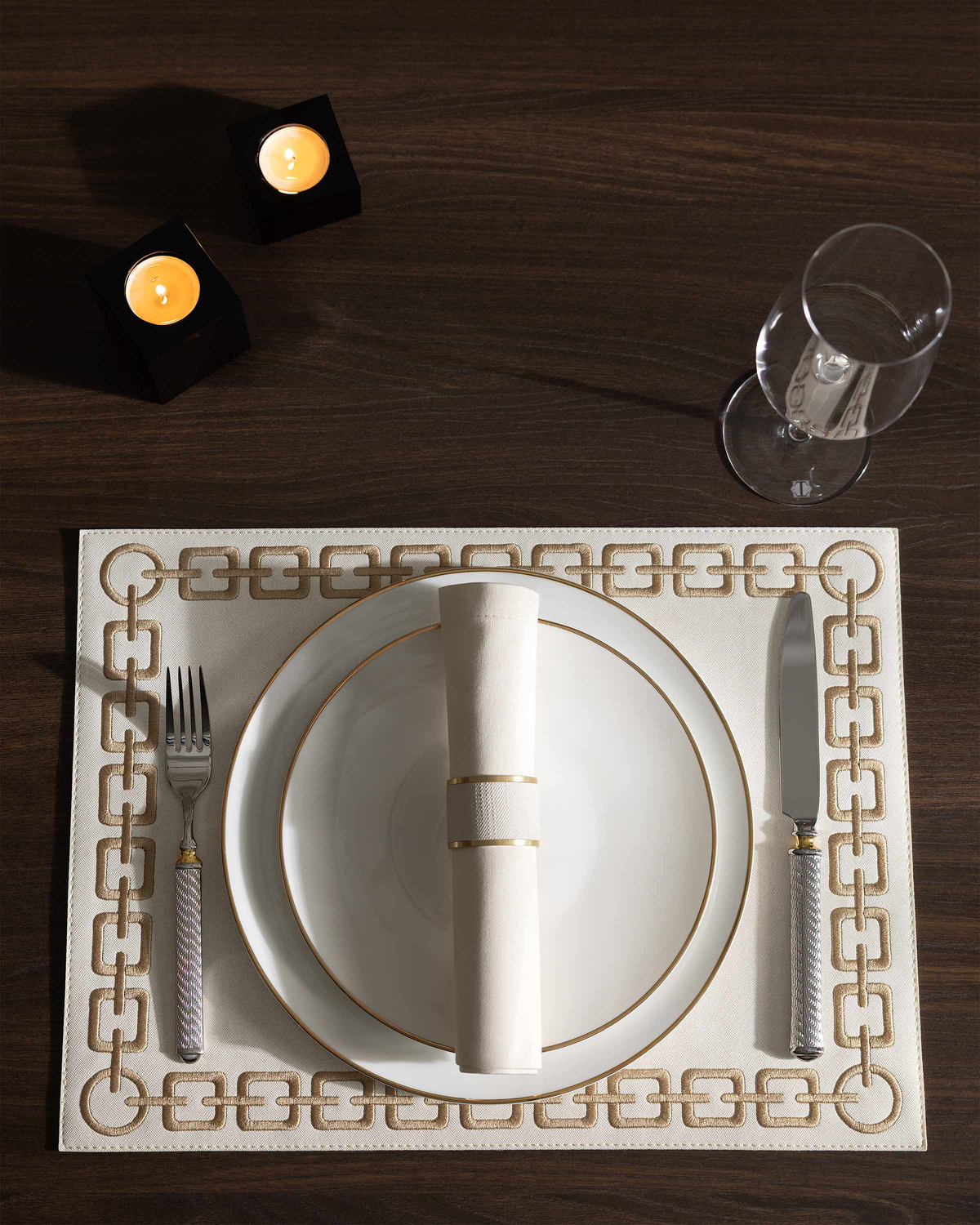 Togas Ferrin Placemat Rectangular in Ecru