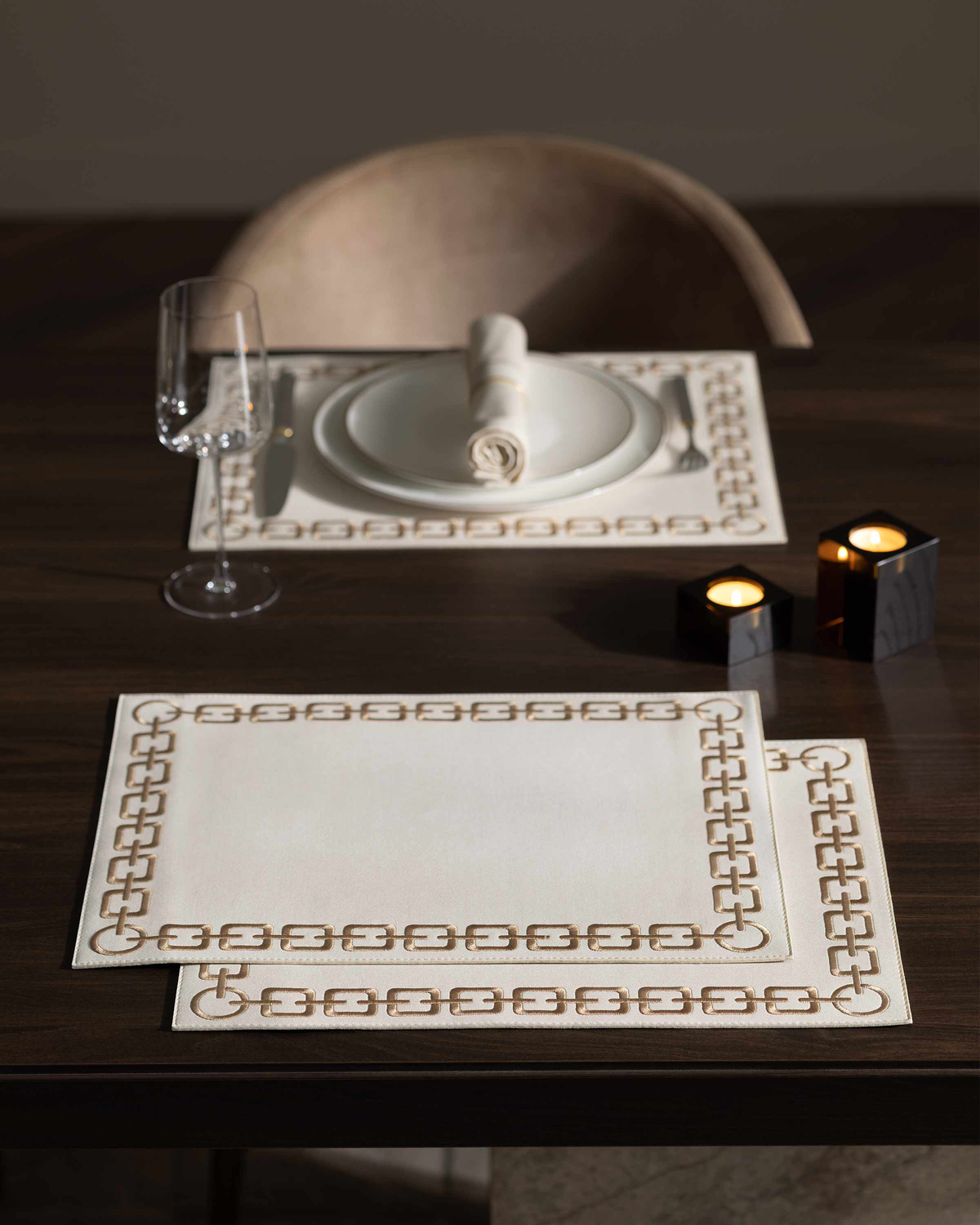 Togas Ferrin Placemat Rectangular in Ecru