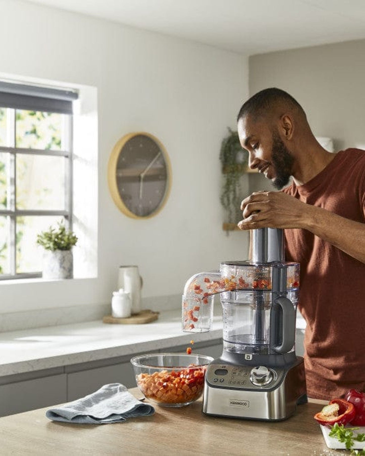 معالج طعام متعدد الوظائف من كينوود