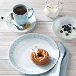 طقم عشاء كوريل ديلانو مكون من 16 قطعة مع كوب