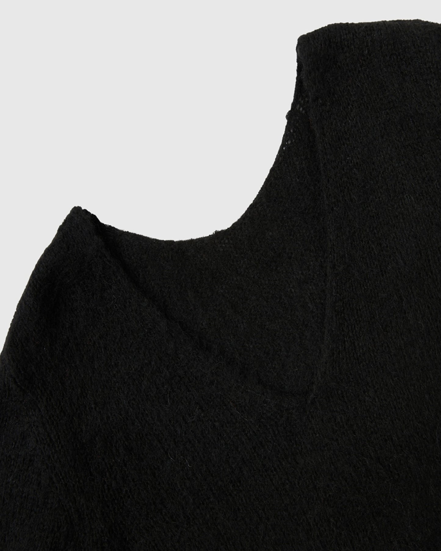 سترة موهير بلند برقبة على شكل حرف V