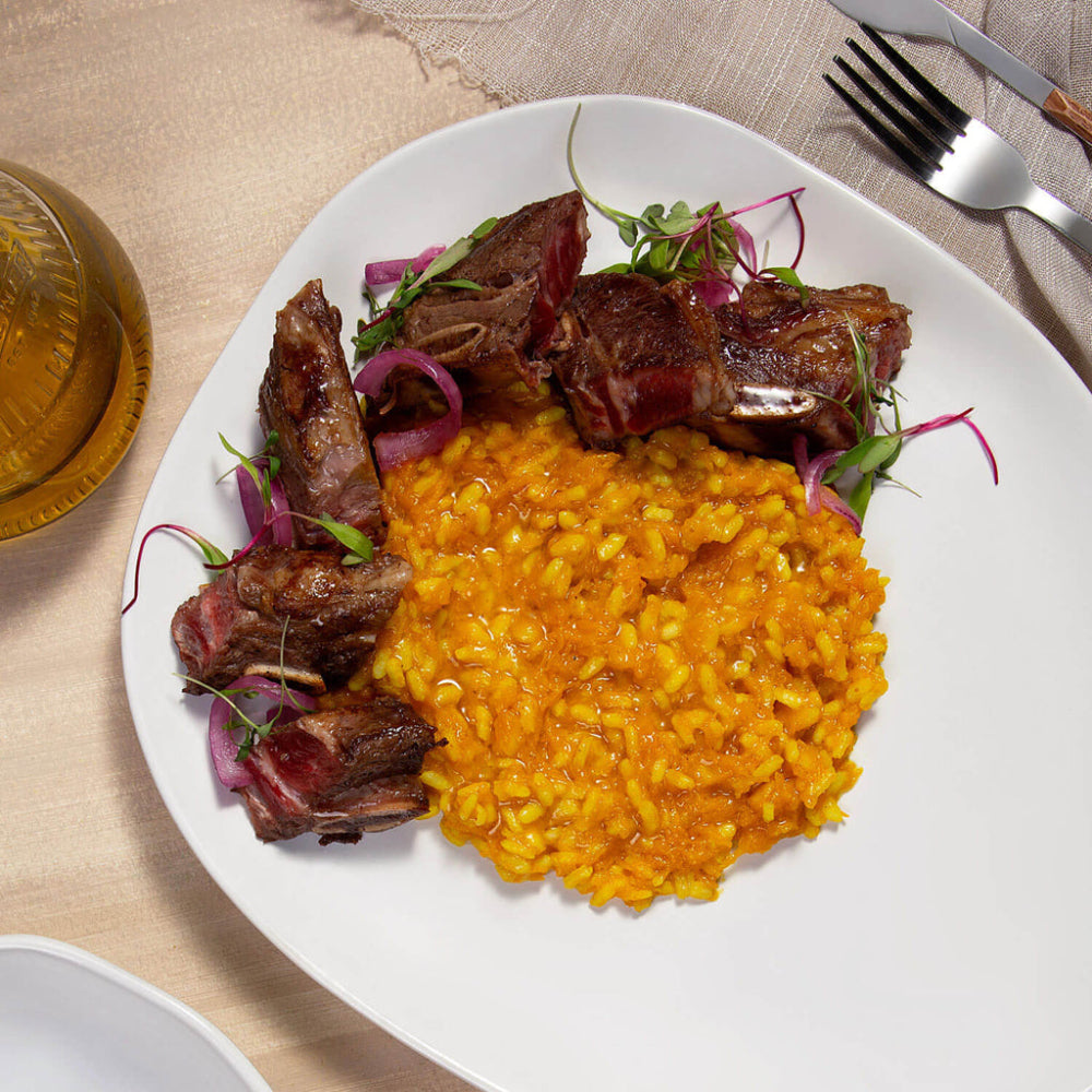 طبق عشاء بيضاوي عضوي من الفخار الحجري مقاس 31×24×2.5 سم، جديد باللون الأبيض، صنع في البرازيل