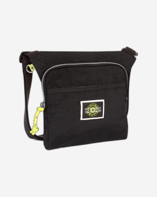 حقيبة كتف كيبلينج ألميرو فالي سوداء صغيرة C2I7148-74M