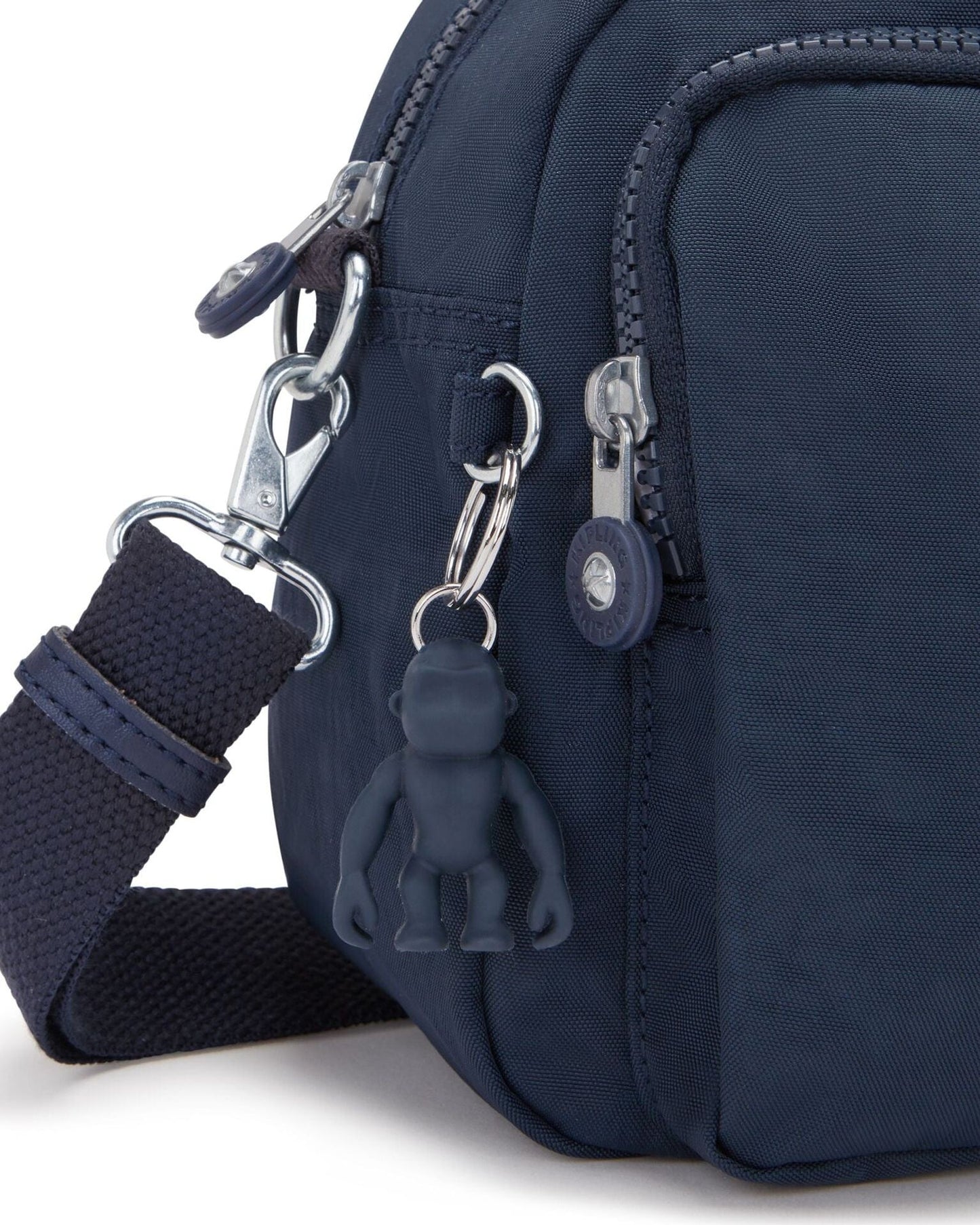 حقيبة كتف متوسطة الحجم من كيبلينج كول ديفيا بلو بلو 2 C2I2849-96V