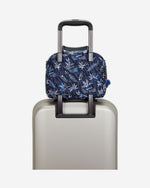 حقيبة غداء كبيرة Kipling Miyo Surf Sea Print مع جراب عربة C2I2989-Y70