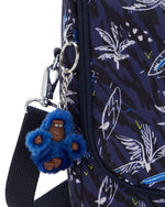 حقيبة غداء كبيرة بطبعة سيرف سي من كيبلينج نيو كيشيرو مع جراب عربة C2I5749-Y70