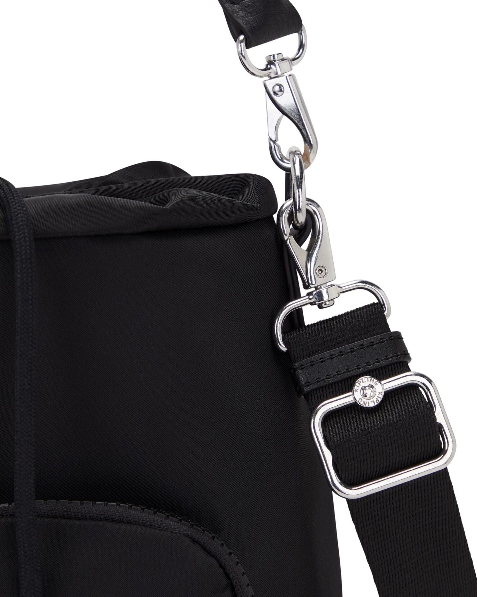 حقيبة كتف متوسطة الحجم من كيبلينج كايلا باكا، لون أسود، C2I6621-79S