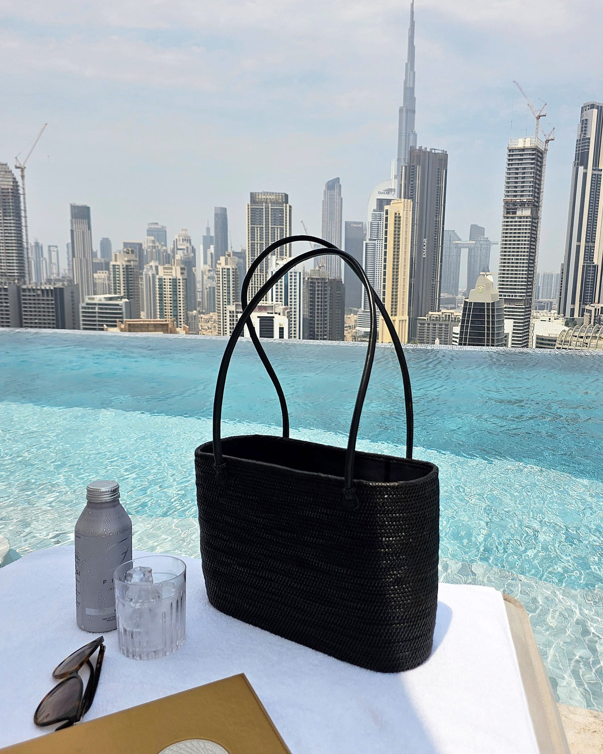 OHSun Lola Rattan Bucket – Chestnut