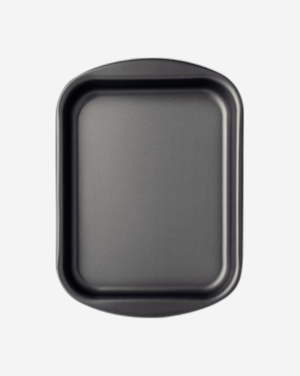 صينية تحميص مسطحة من الألومنيوم من ترامونتينا برازيل، مطلية من الداخل والخارج بطبقة ستارفلون ماكس غير لاصقة، لون جرافيت، 22 سم، 1.4 لتر