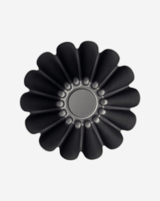 قالب بريوش من الألومنيوم من ترامونتينا برازيل، مطلي من الداخل والخارج بطبقة ستارفلون ماكس غير لاصقة، لون جرافيت، 22 سم، 1.3 لتر