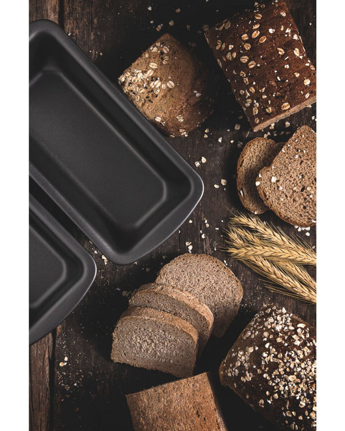 قالب خبز من الألومنيوم من ترامونتينا برازيل، مطلي بطبقة ستارفلون ماكس غير لاصقة، لون جرافيت، 30 سم، 1.9 لتر