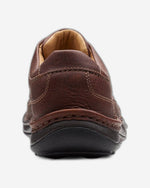 أحذية كلاركس نيتشر ثري (مقاس قياسي)